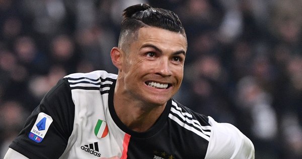 Frisuren Im Amateurfussball Wie Cr7 Bitte